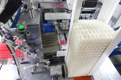 全自动机壳插盘机